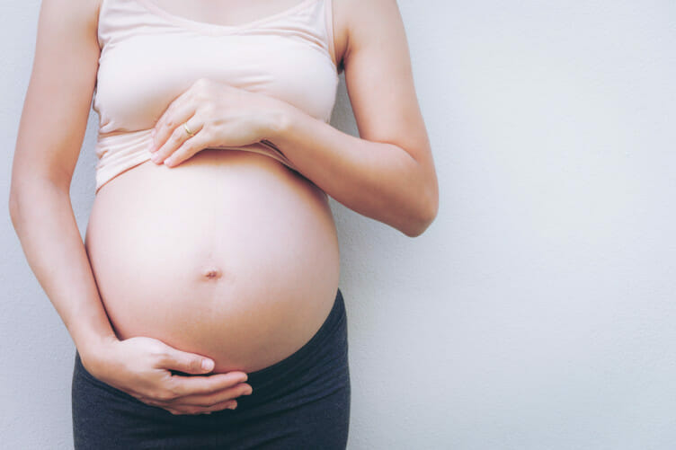 5 Key Ways Pregnant Moms-To-Be Can Benefit From Chiropractic Care