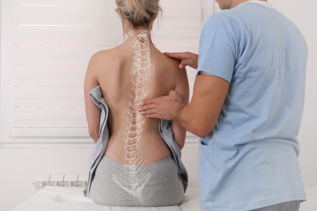 Can A Chiropractor Help Fix Scoliosis?