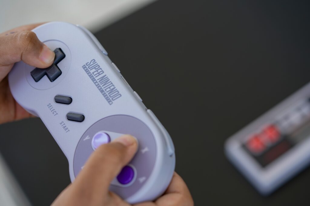 From Text Neck To Nintendo Thumb: 5 Injuries For The Modern Era